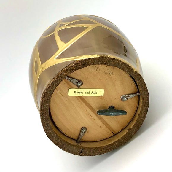 Kintsugi Musical Jug Vase Romeo And Juliet Gold Crack Anniversary Growth Gift - Picture 13 of 14